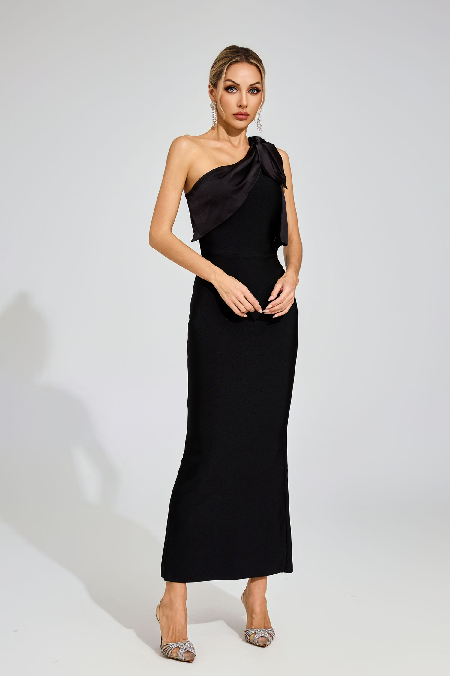 Twain Black Bandage One Shoulder Dress